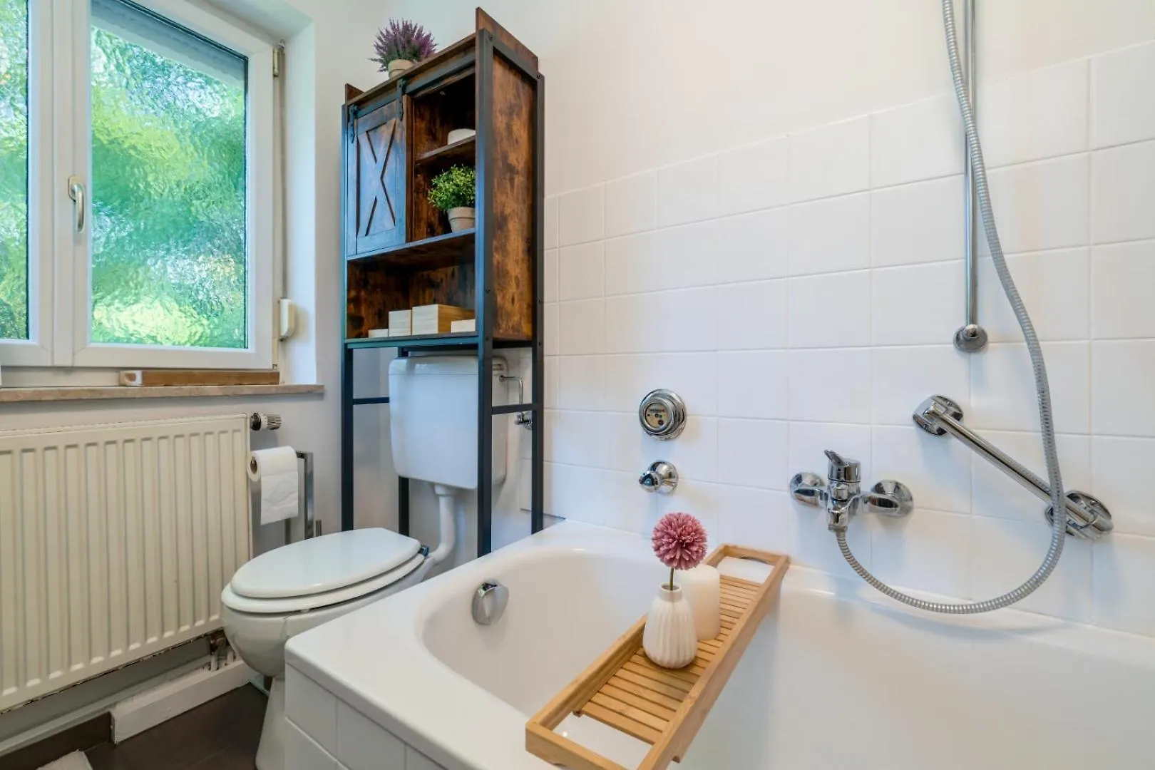 Og2 M 70M2 Grosse 2-Zimmer City Wohnung Naehe Salzburg Freilassing 0*,  Germania